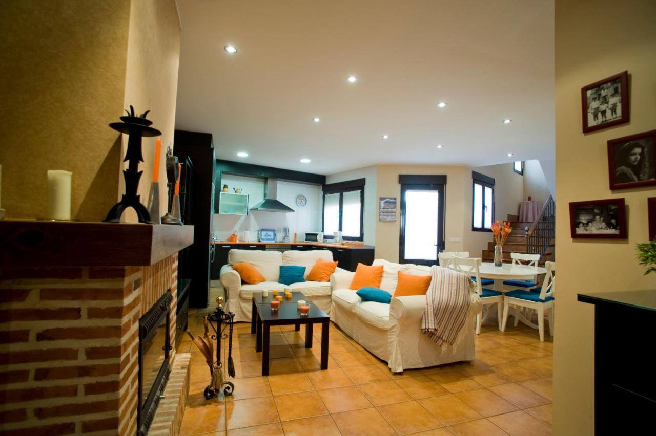 La Casa Del Tio Mase Villa Carbonero el Mayor Luaran gambar