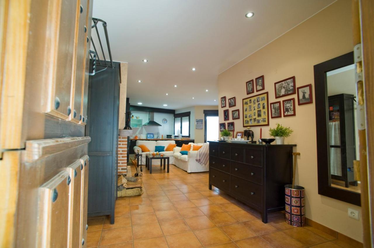 La Casa Del Tio Mase Villa Carbonero el Mayor Luaran gambar